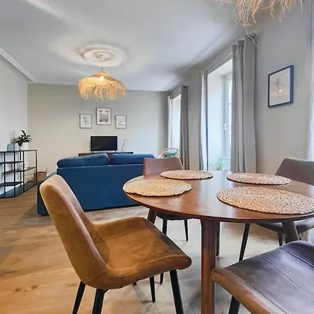 L'haussmannien Moderne - Centre-ville - Elegant Apartamento
